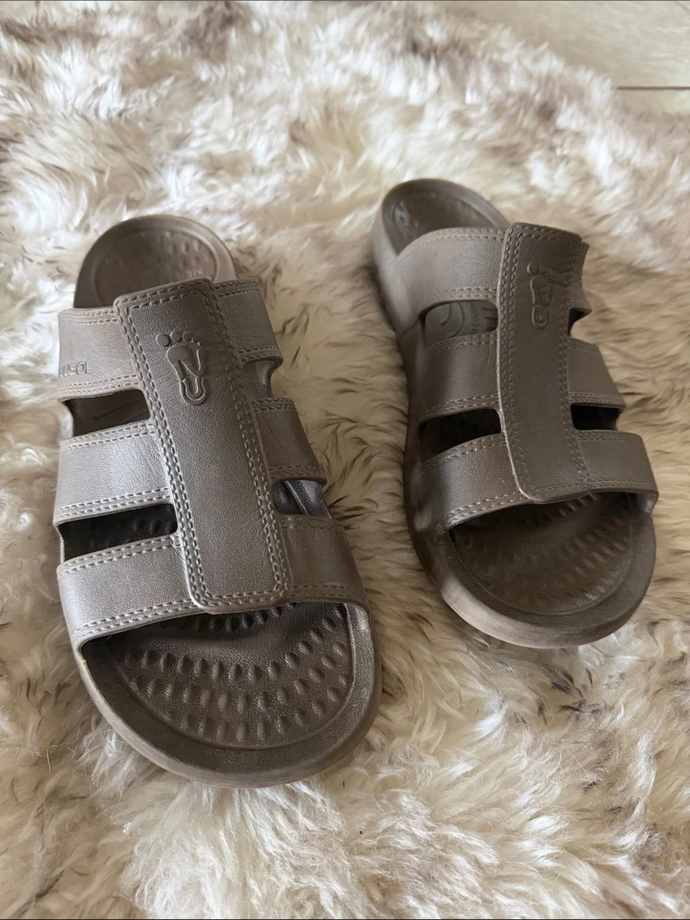 NUUSOL MEN'S STANLEY cushion RECOVERY SLIDE sandals brown 11 like crocs